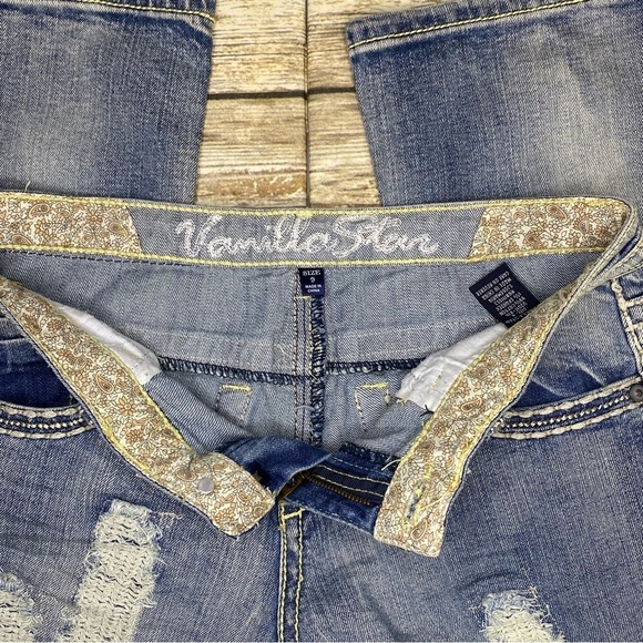 Vanilla Star Medium Wash Y2K Distressed Flare Jeans Juniors Size 9 - Picture 9 of 11